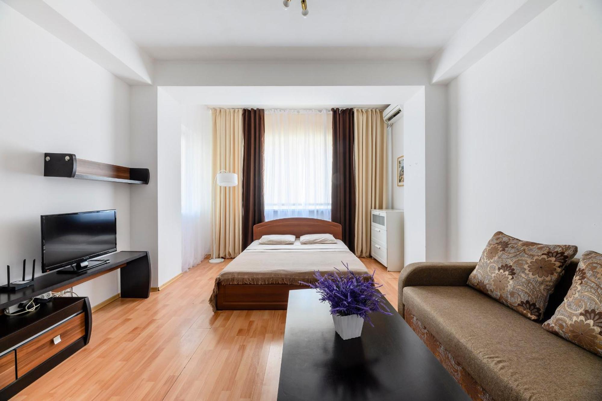 428 Lighthouse Apartments - Traveler'S Choice Almaty Exterior photo